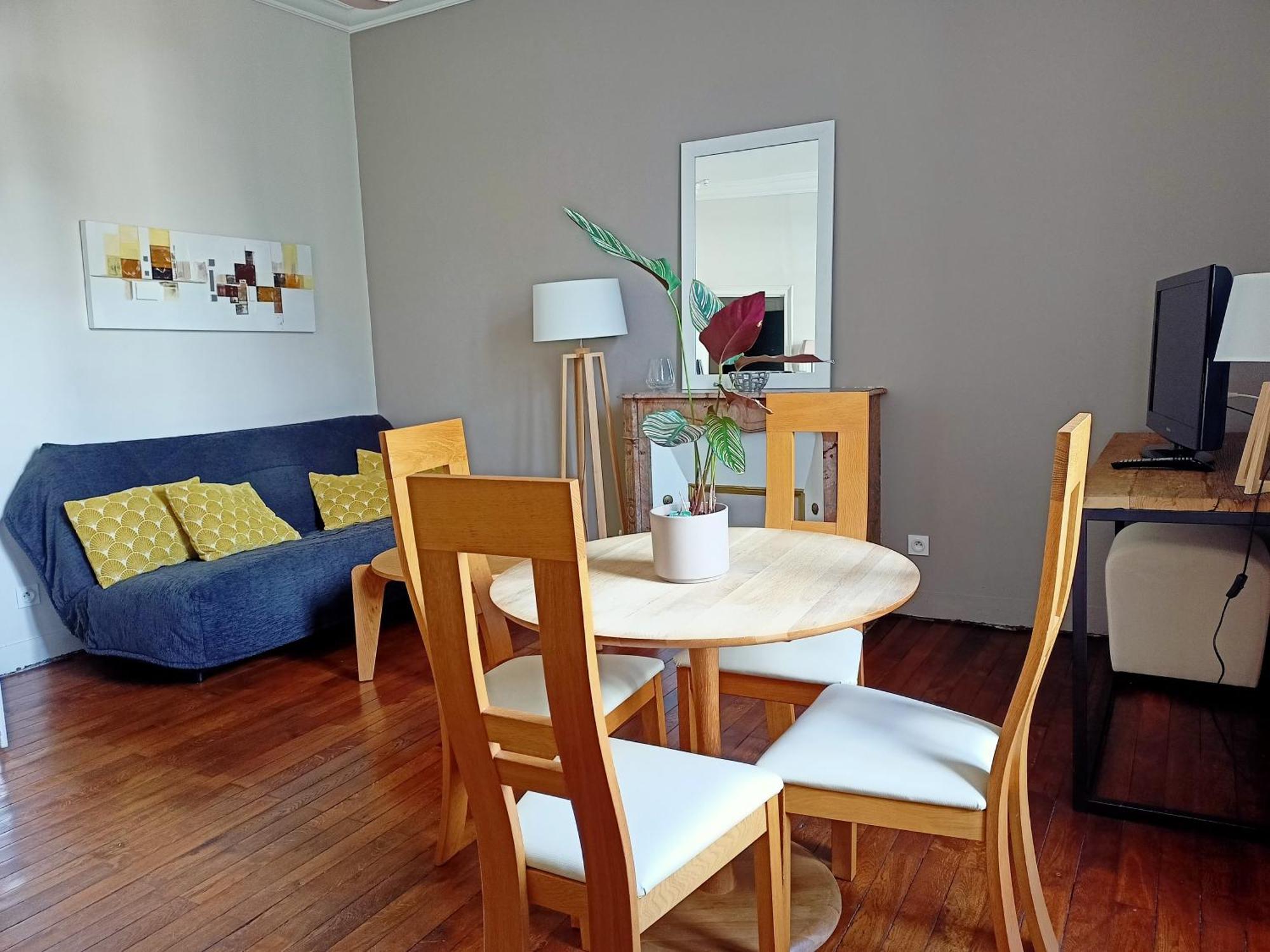Les Suites Angevines Angers Exterior photo