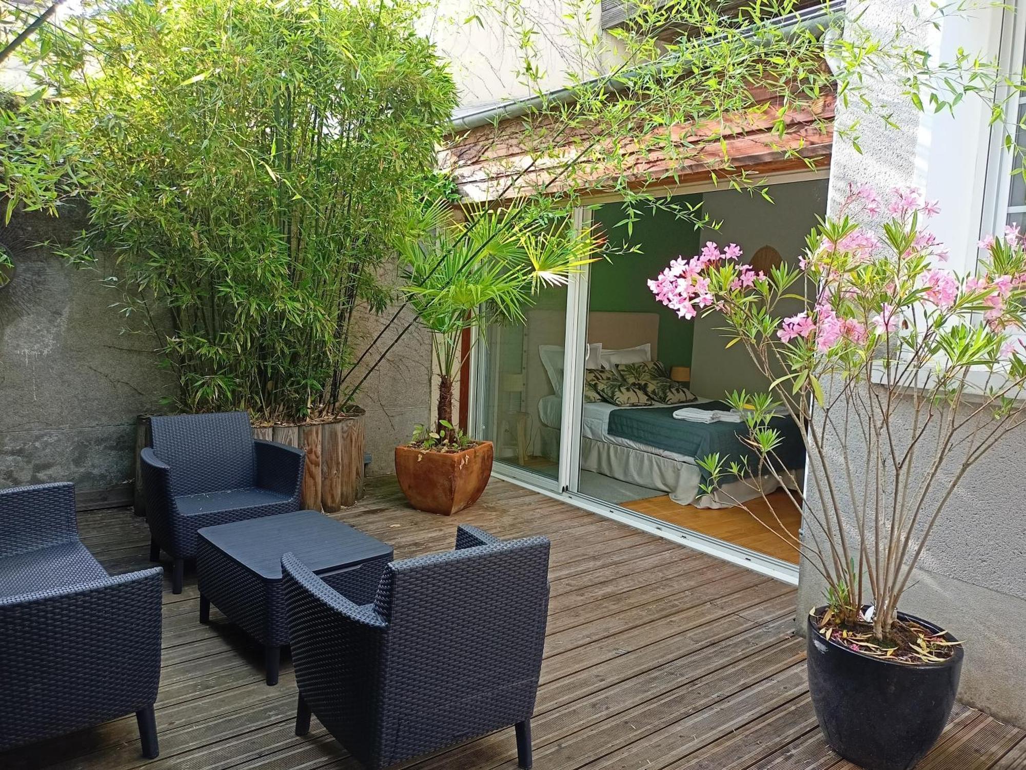 Les Suites Angevines Angers Exterior photo